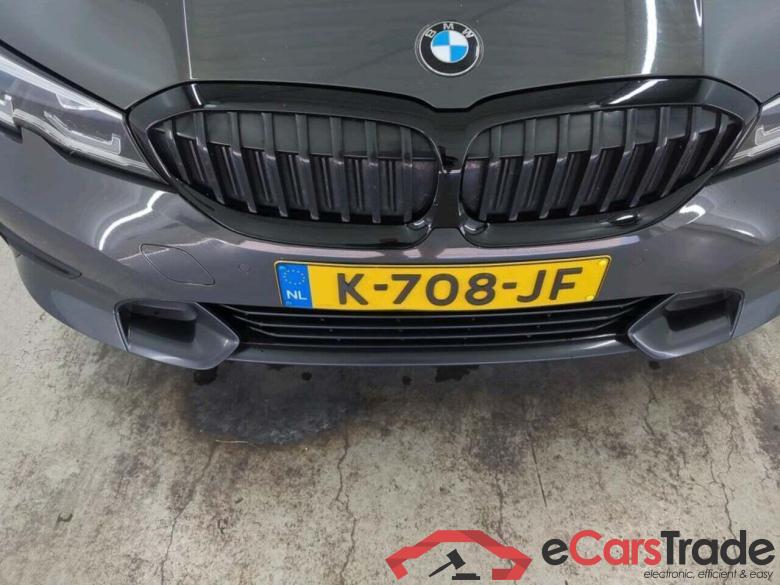 BMW 3-serie Touring 320i High Exe. Ed. #4
