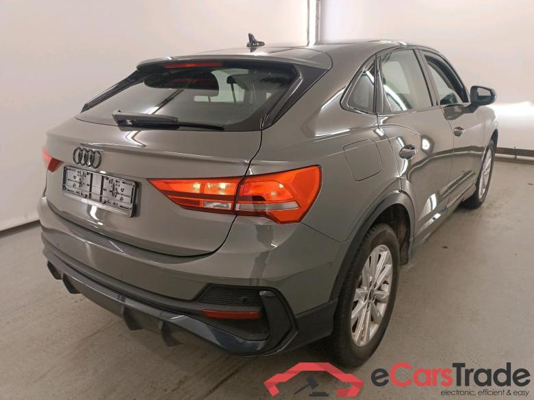 AUDI Q3 SPORTBACK 1.4 45 TFSI E S TRONIC Business Shadow look #4