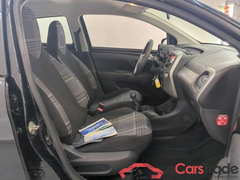 Peugeot 108 '14 Peugeot 108 Active 1.0 e-VTi 68pk 5d #3