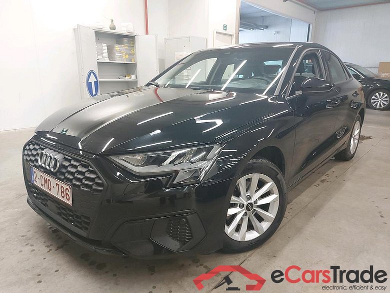 AUDI - AUD A3 BERLINE 30 TDi 116PK Attraction Pack Business & Rear Park Sensors