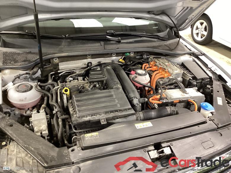 VOLKSWAGEN Passat 1.4 TSI MSQ VARIANT GTE BUSINESS #6