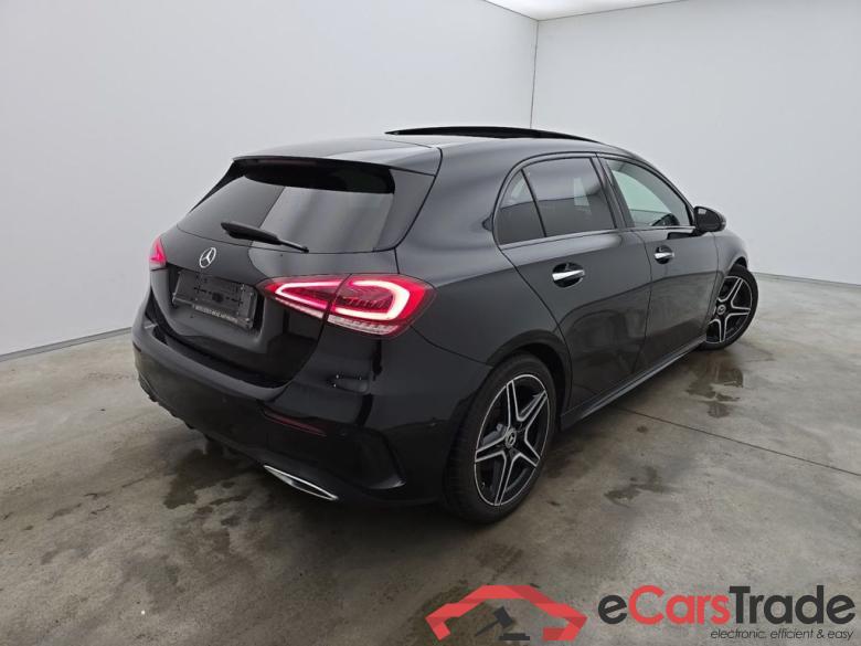 Mercedes-Benz A-Klasse A 220 d DCT 5d #2