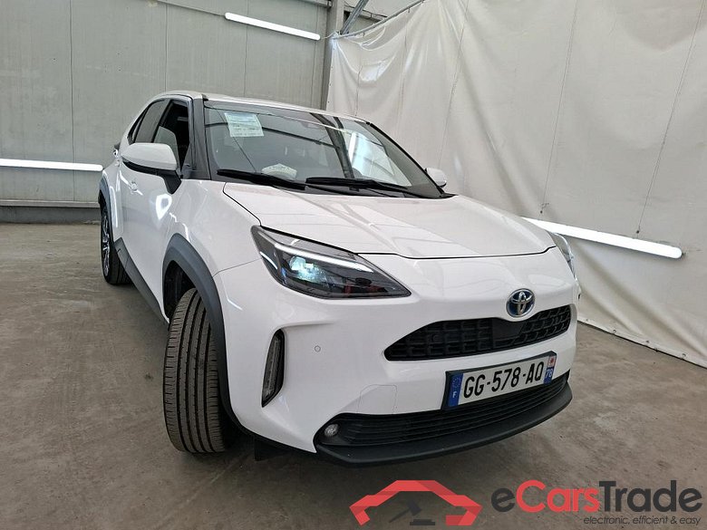 TOYOTA Yaris Cross Hybride / 2021 / 5P / SUV 1.5 HYBRID 116H DESIGN AWD AUTO #4