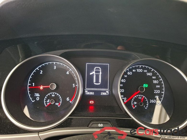 Touran IQ.Drive Start-Stop 2.0 TDI 150CV BVA7 E6dT #6