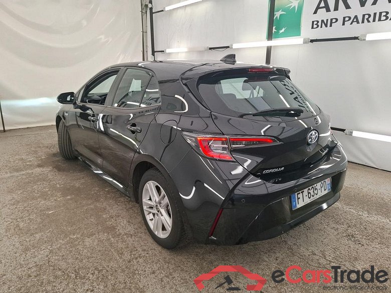 TOYOTA Corolla / 2018 / 5P / Berline Hybride 122h Dynamic Business Supp Lomb #2