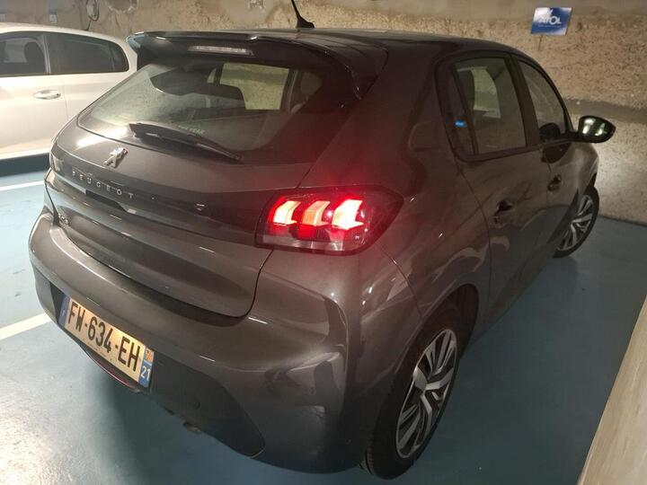 Peugeot 208 1.2 PureTech 100Hp Aut. LED Navi Klima PDC ... #3