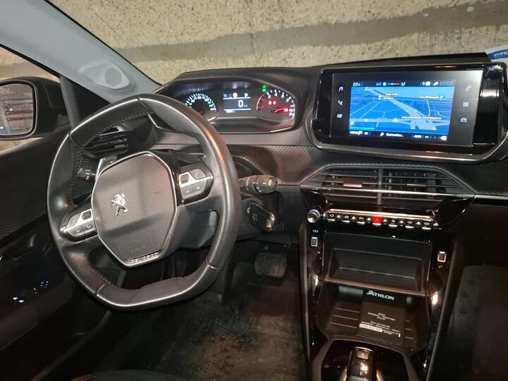 Peugeot 208 1.2 PureTech 100Hp Aut. LED Navi Klima PDC ... #5