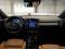preview Volvo XC40 #2