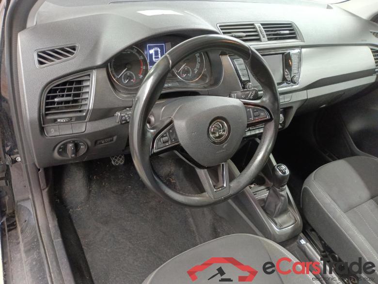 Skoda Fabia Combi 1.0 TSI 70kW Style 5d #6 Skoda Fabia Combi 1.0 TSI 70kW Style 5d #6