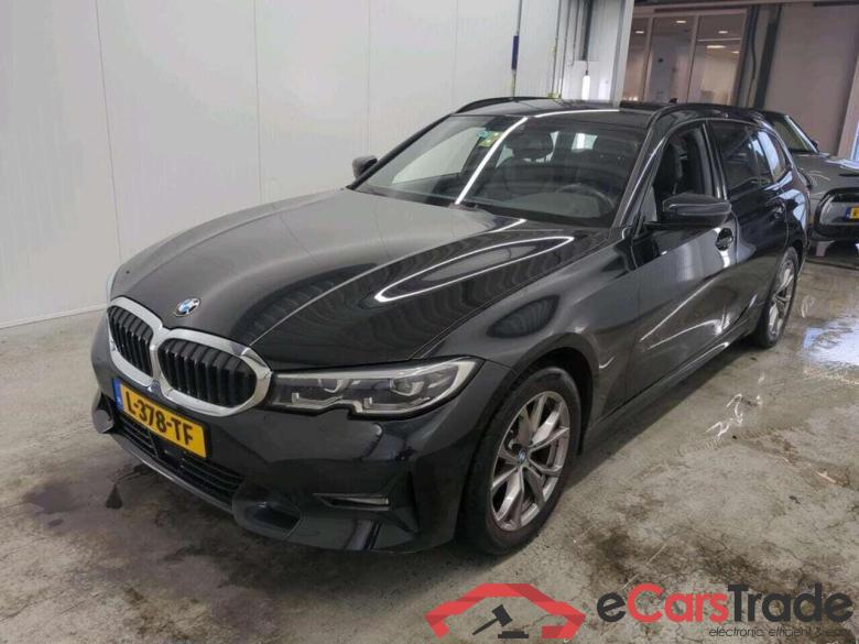 BMW 3-serie Touring 318i Executive Ed. #1