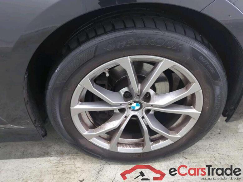 BMW 3-serie Touring 318i Executive Ed. #4