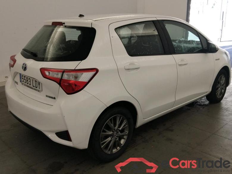 TOYOTA Yaris / 2017 / 5P / berlina con portón 1.5 100H Active #2