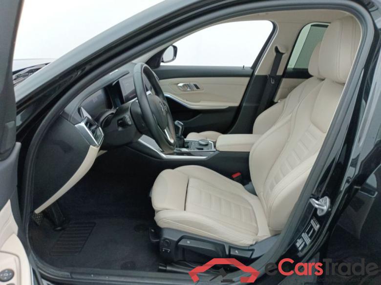 BMW 3 Reeks Touring 320d (140 kW) 5d Luxury Line (total options: 12,091 Ex.Vat) #3 BMW 3 Reeks Touring 320d (140 kW) 5d Luxury Line (total options: 12,091 Ex.Vat) #3