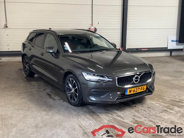 VOLVO V60 2.0 B3 Mom. Adv. #2