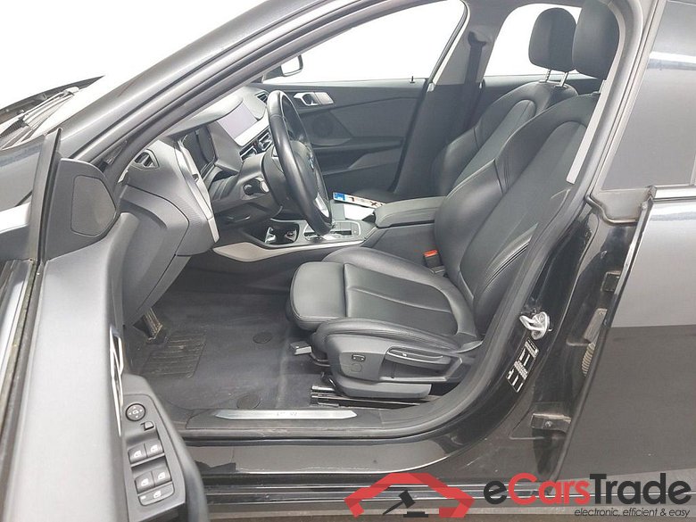 BMW 2 Reeks Gran Coupé 216dA (85kW) 4d #3