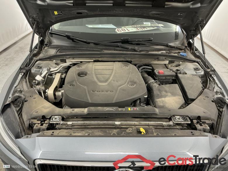 VOLVO V60 DIESEL - 2018 2.0 D4 Momentum Pro Geartronic #6