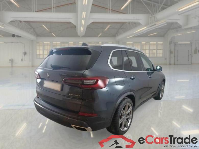 BMW X5 / 2018 / 5P / SUV XDRIVE 45E BUSINESS AUTOM. #2