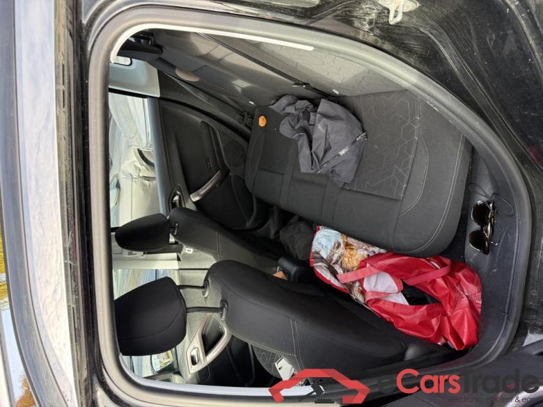 PEUGEOT 2008 1.2i PureTech Active S&S #5