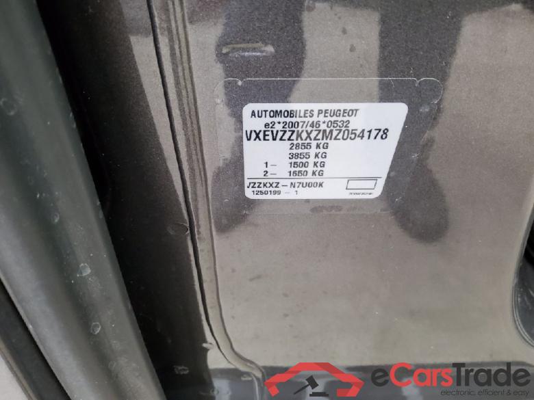 Vivaro Kombi -e S (L1) 50kWh 9 Sitzer #5