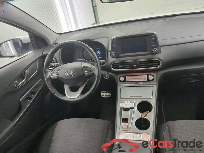 HYUNDAI Kona EV Comfort 64 kWh #3