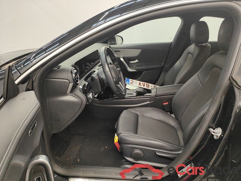 Mercedes-Benz CLA CLA 180 Business Solution Aut. 4d #3