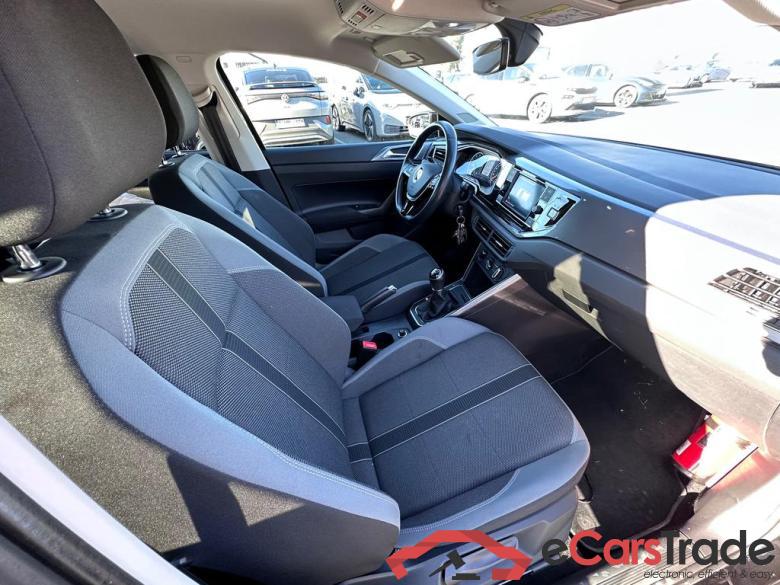 VOLKSWAGEN Polo Polo Highline 1.0 70 kW (95 ch) 5 vitesses manuel #4