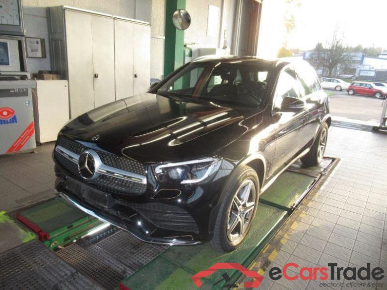 Mercedes-Benz GLC (BM 253)(06.2015->) DE - SUV5 GLC 300 e EU6d, e AMG Line 4Matic (EURO 6d), (Facelift) 2020 - 2022 #1