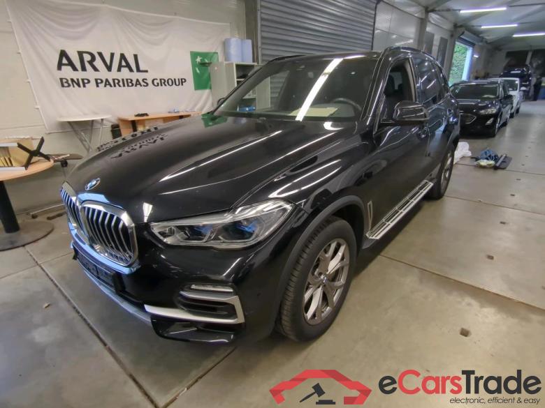 Baureihe X5 xDrive 45 e xLine 3.0 290KW AT8 E6d #1