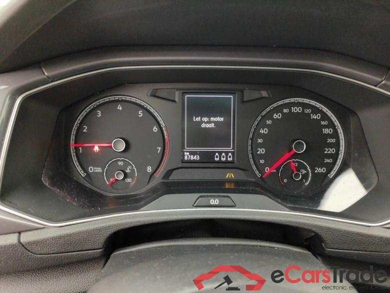 Volkswagen T-Roc 1.5 TSI IQ.Drive 5d #6