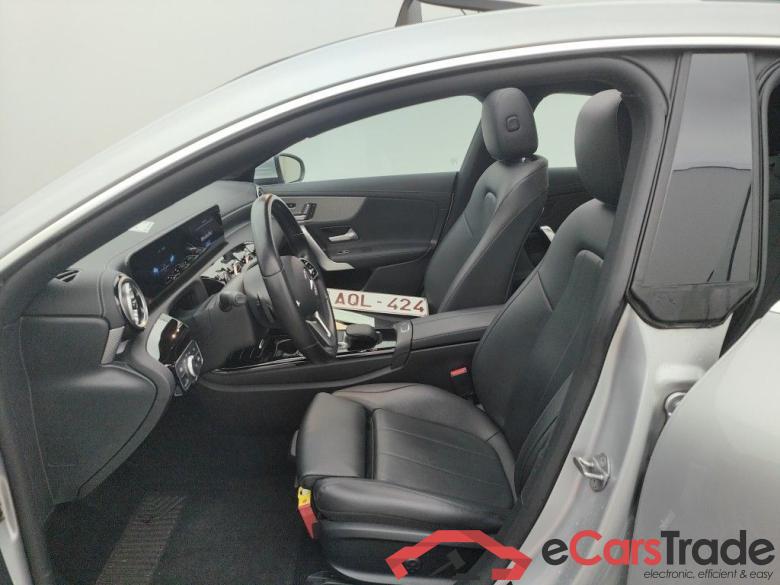 Mercedes-Benz CLA CLA 180 d Business Solution Aut. 4d #3