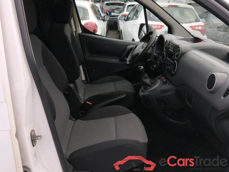 PEUGEOT Partner / 2015 / 3P / furgón derivado de turismo Furgón Confort L1 BlueHDi 73KW (100CV) #6