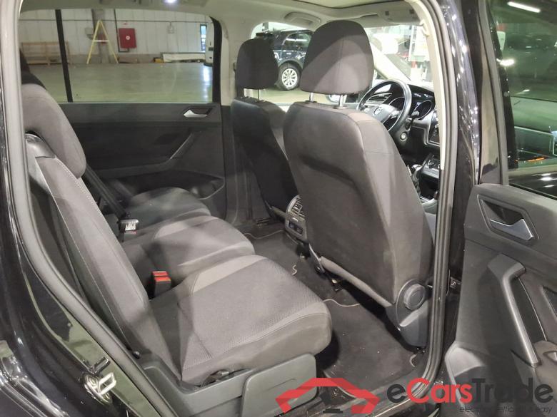 VOLKSWAGEN TOURAN - 2015 1.5 TSI ACT Trendline OPF #5