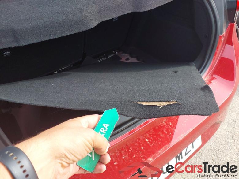 OPEL Corsa 1.2T XHL MT6 S/S 100 CV (74kW) Manual GS #6