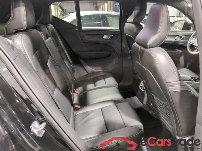 VOLVO XC40 1.5 T4 RECHARGE GEARTRONIC R-DESIGN #6