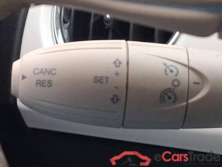 FIAT 500 1.0 Hybrid Lounge #6