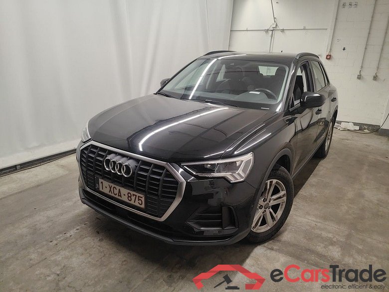 Audi Q3 35 TFSI 5d #1