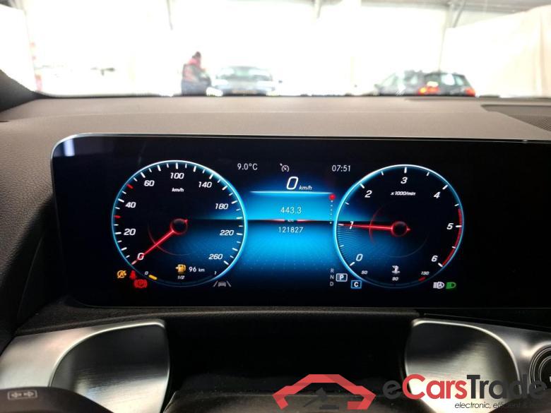 MERCEDES-BENZ GLB / 2019 / 5P / SUV GLB 200 d Business Line #6