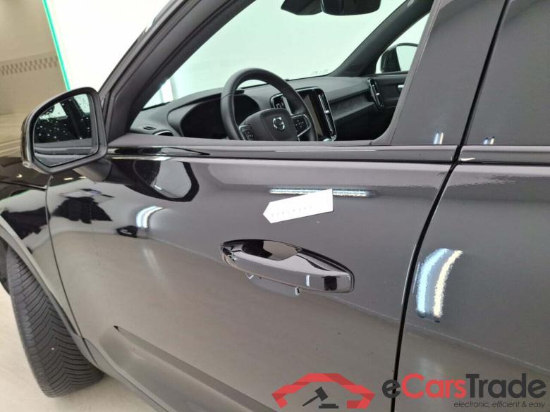 VOLVO XC40 RECHARGE CORE #5