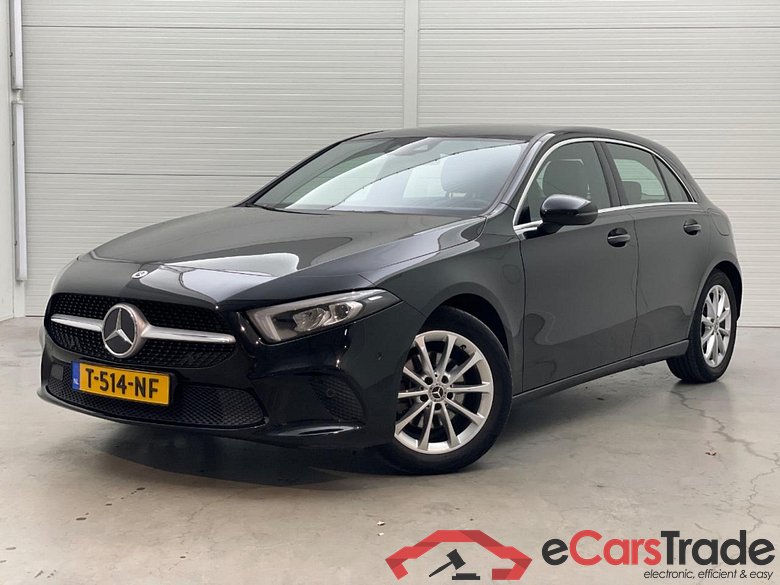 MERCEDES-BENZ A-KLASSE 200 Luxury Line