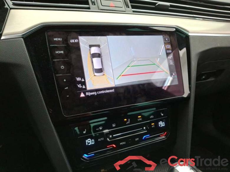 VOLKSWAGEN PASSAT 1.5 TSI R-Line Business + DSG #5