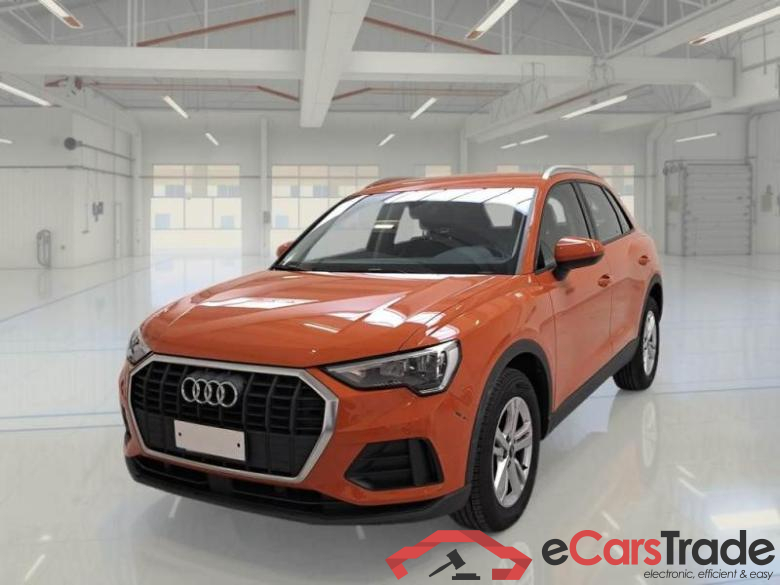 AUDI Q3 / 2018 / 5P / SUV 35 TFSI S TRONIC BUSINESS