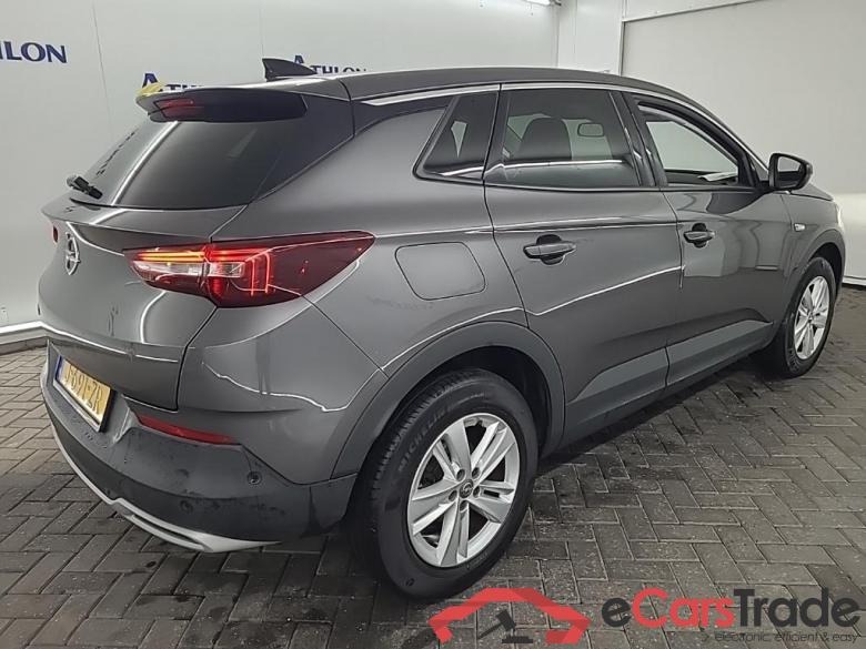 OPEL Grandland X 1.2 Turbo S&S 96kW Bus. Executive Auto 5D #3