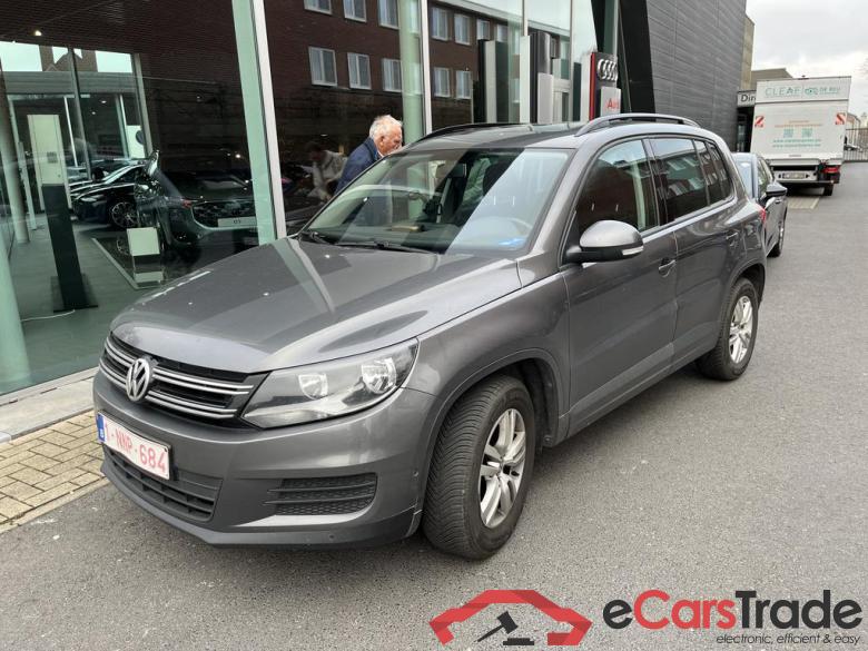 VOLKSWAGEN Tiguan Tiguan Trend & Fun 2.0 TDI SCR BlueMotion Technology 81 kW (110 ch) 6 vitesses manuel #1