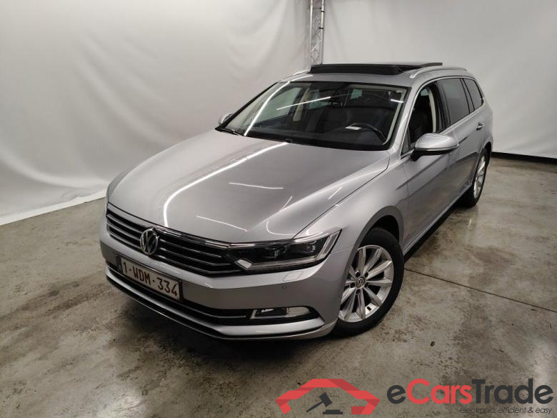 Volkswagen Passat Variant 1.6 TDI Highline Business DSG-7 5d
