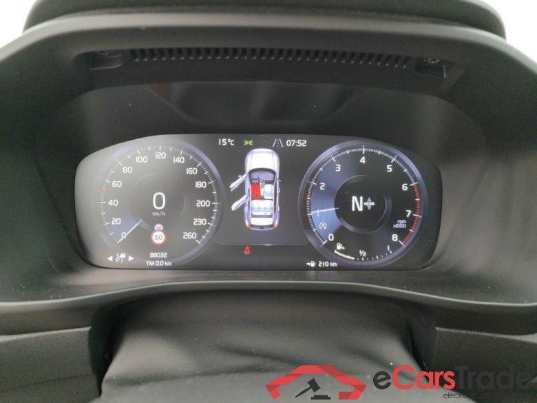Volvo XC40 T3 Momentum Pro 5d #6