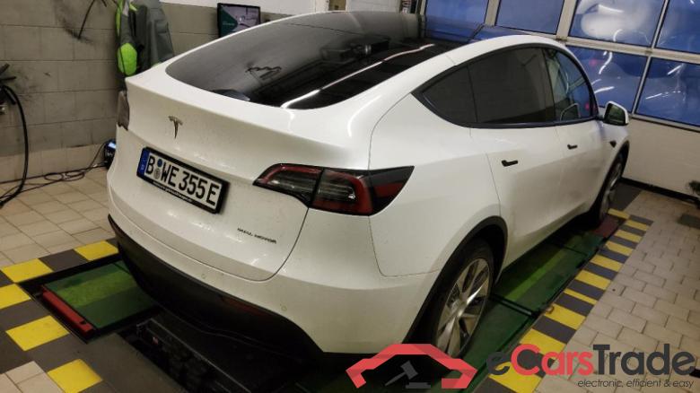 Tesla Model Y  #3