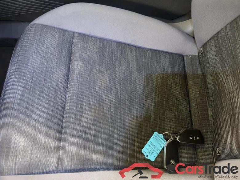 Volkswagen ID.4 77kWh Life Auto 5d #4