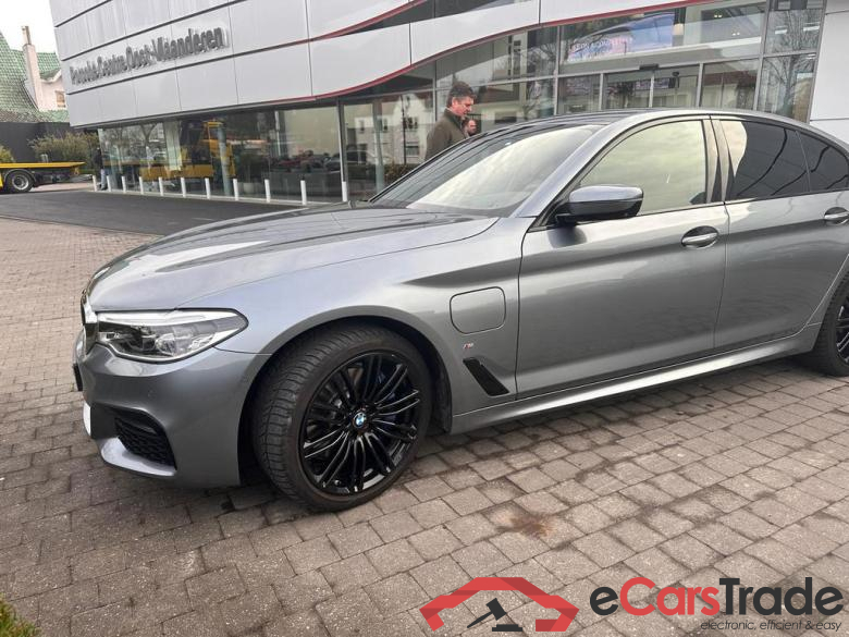 BMW 530 PHEV 530eA PHEV Performance (185 kW)