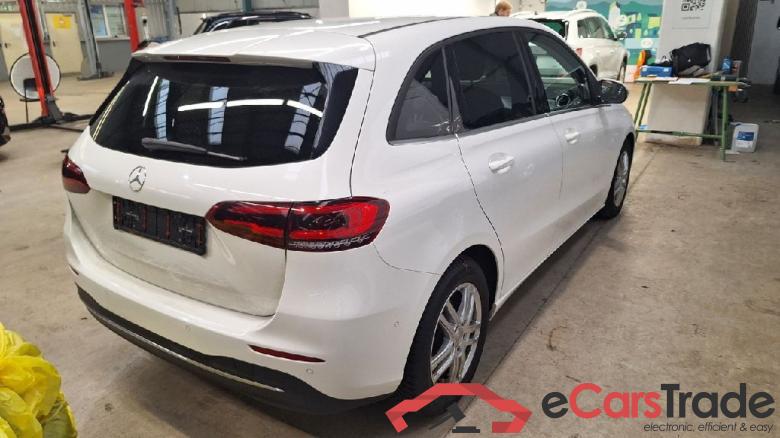 B -Klasse B 180 d (247.010) 2.0 85KW AT8 E6d #2