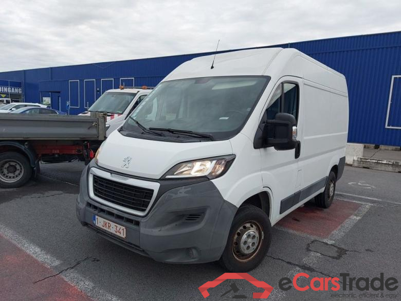Peugeot Boxer 330 L1H2 2.2 HDi 110 Pack CD-Airco 4d